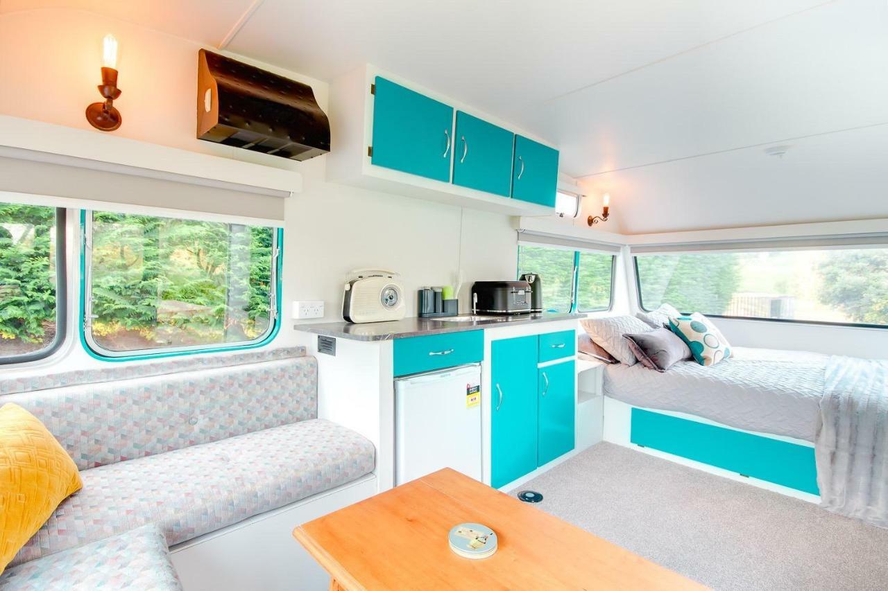 Hôtel Mountviews Glamping- Retro Caravan Getaway à Lac Lac Taupo Extérieur photo