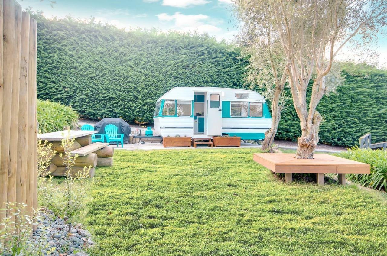 Hôtel Mountviews Glamping- Retro Caravan Getaway à Lac Lac Taupo Extérieur photo